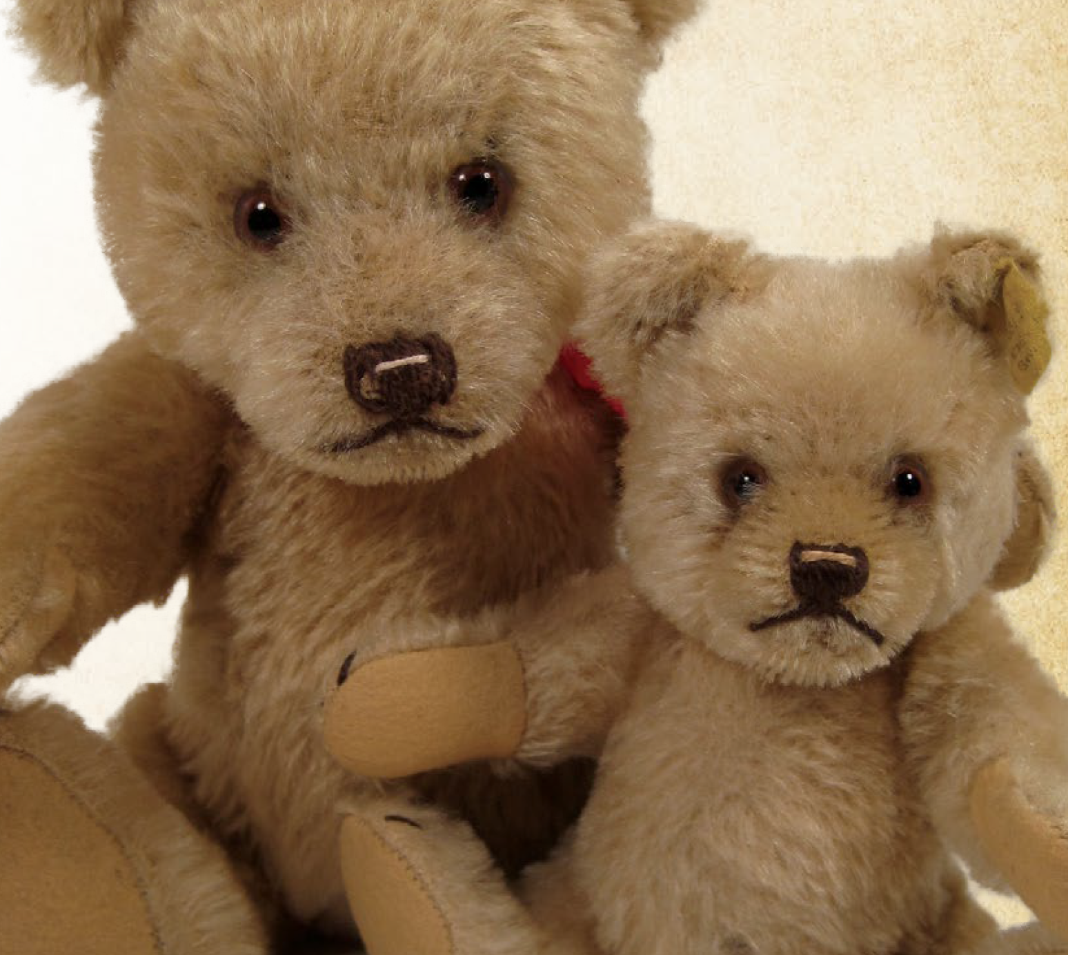 Accurately Dating Vintage Steiff Bears